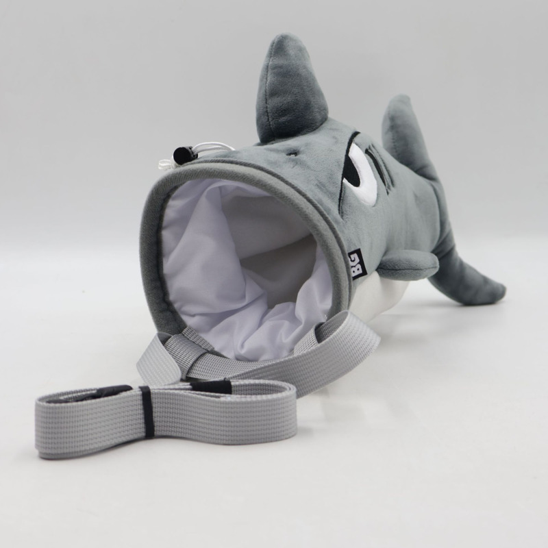 Climbing Chalk Bag Plush Shark - đánh giá và giá Chalk Bag Bouldering